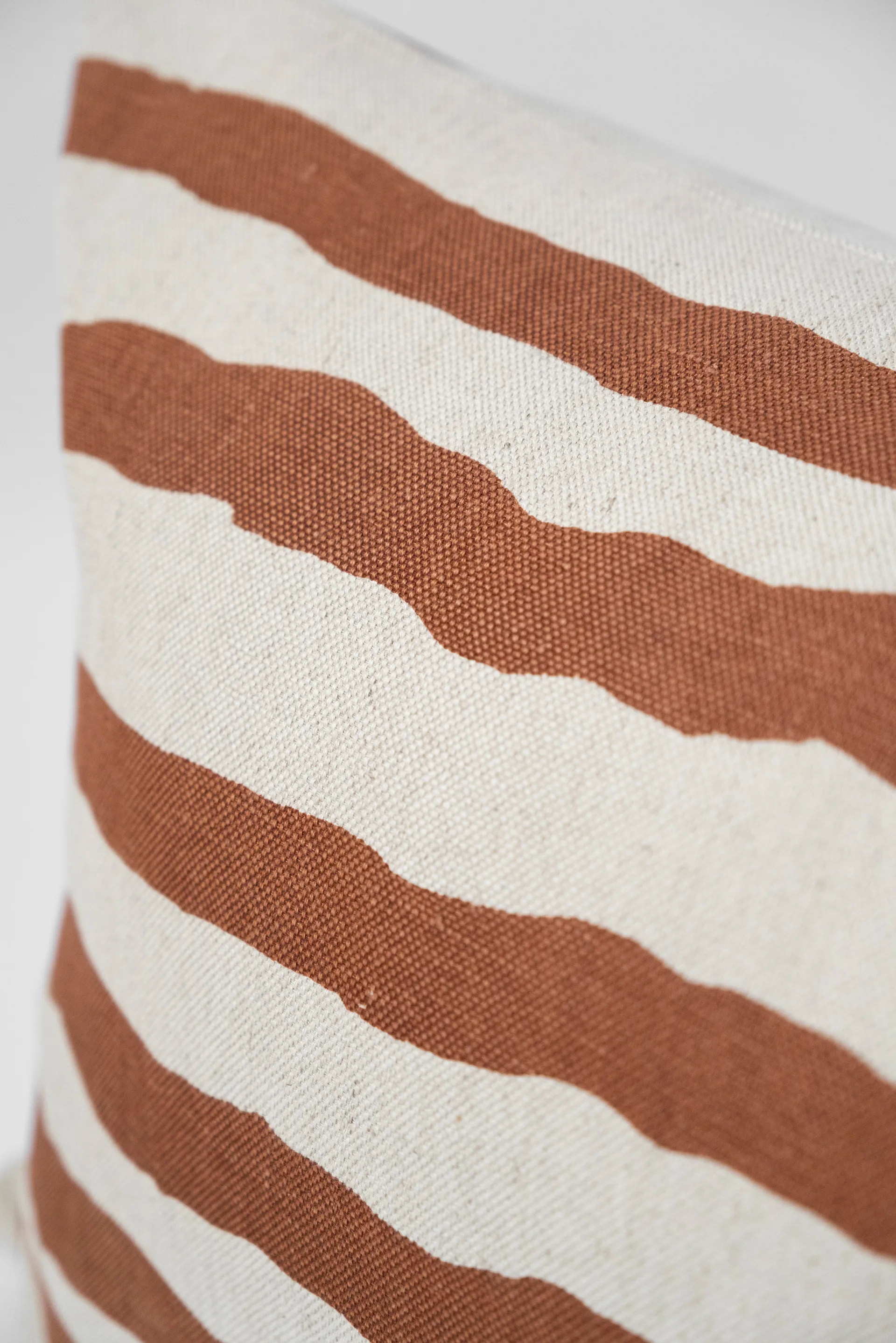 Rand kuddfodral, Terracotta, 48x68 cm Fine Little Day
