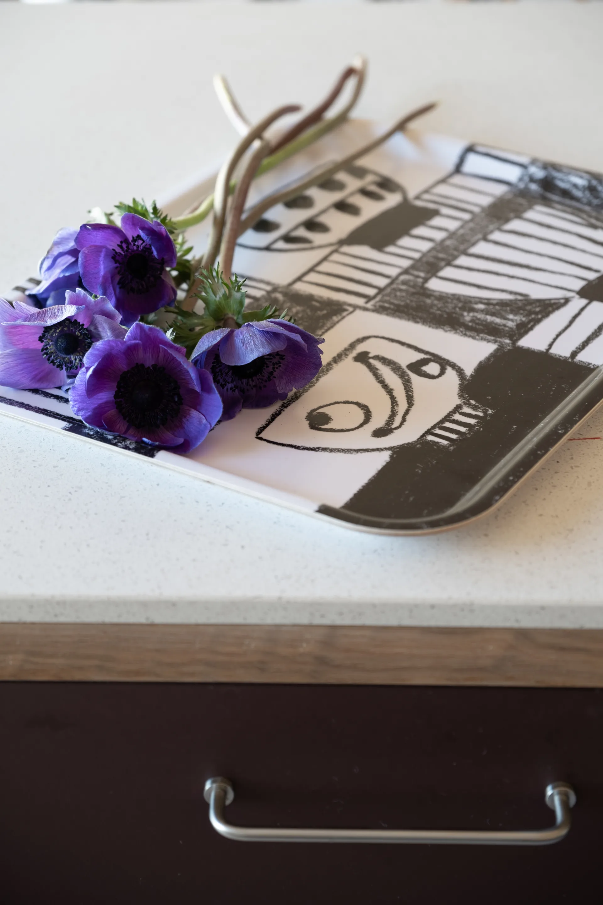 Stilleben bricka 33x43 cm, Svart-vit Fine Little Day