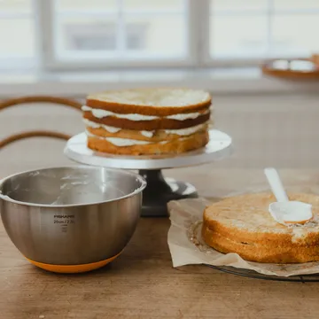 Functional Form bakbunke - Rostfritt stål, 2,5 L - Fiskars