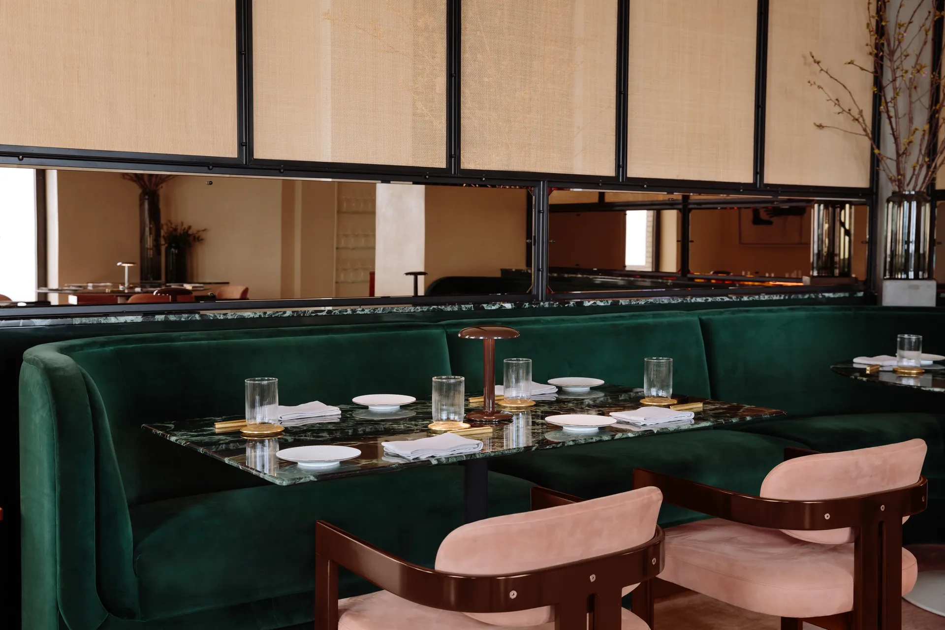 Gustave Residential bordslampa portabel, Lacquered brown Flos