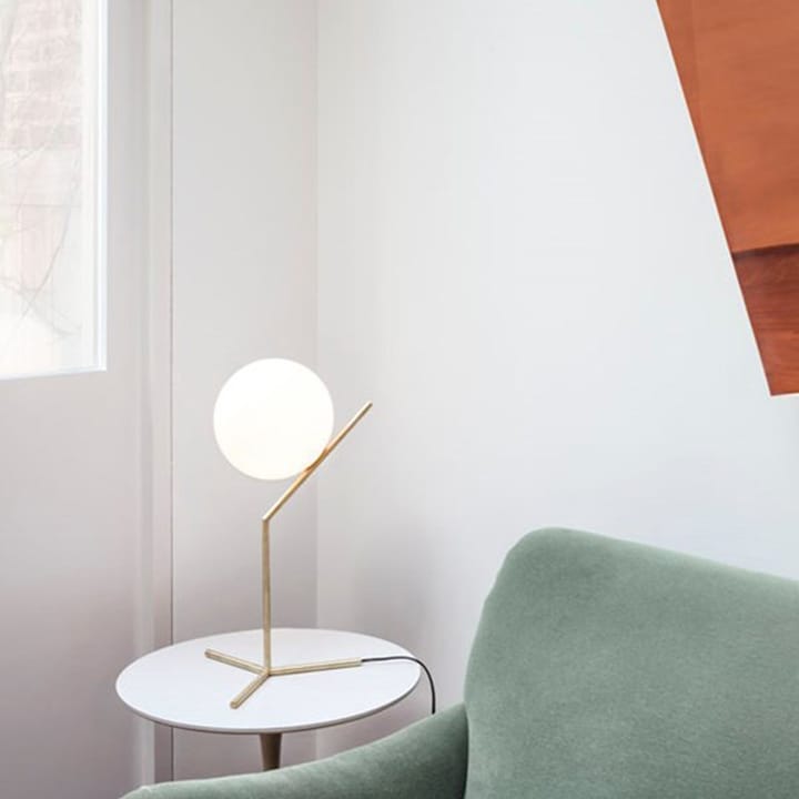 IC lights T1 low bordslampa, Svart-opal Flos