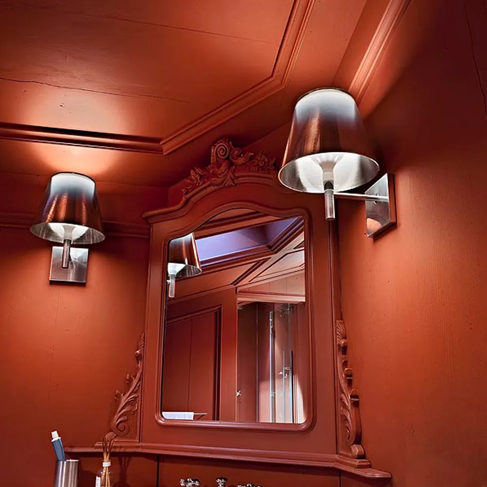 KTribe W vägglampa, Brons Flos