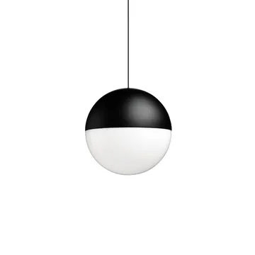 String Light Sphere pendel - Svart, 12 m kabel - Flos