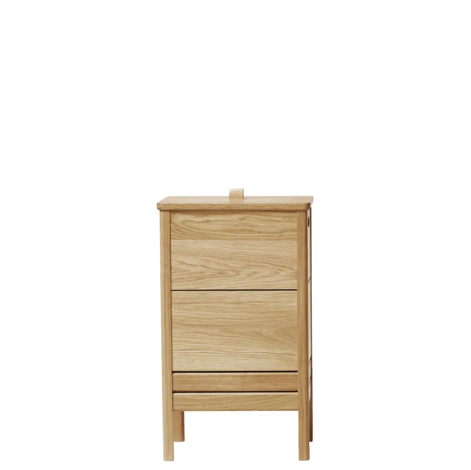 A Line tvättkorg, Ek Form & Refine