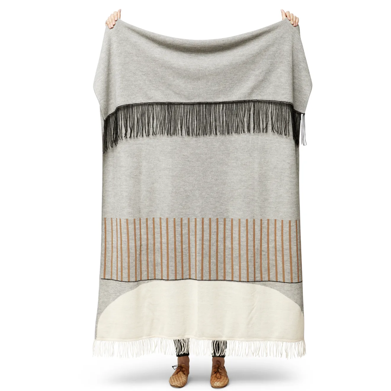 Aymara filt 130x190 cm, Pattern grey Form & Refine