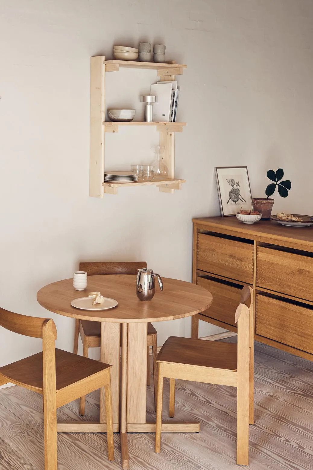 Beam vägghylla 3 hyllor, Furu Form & Refine