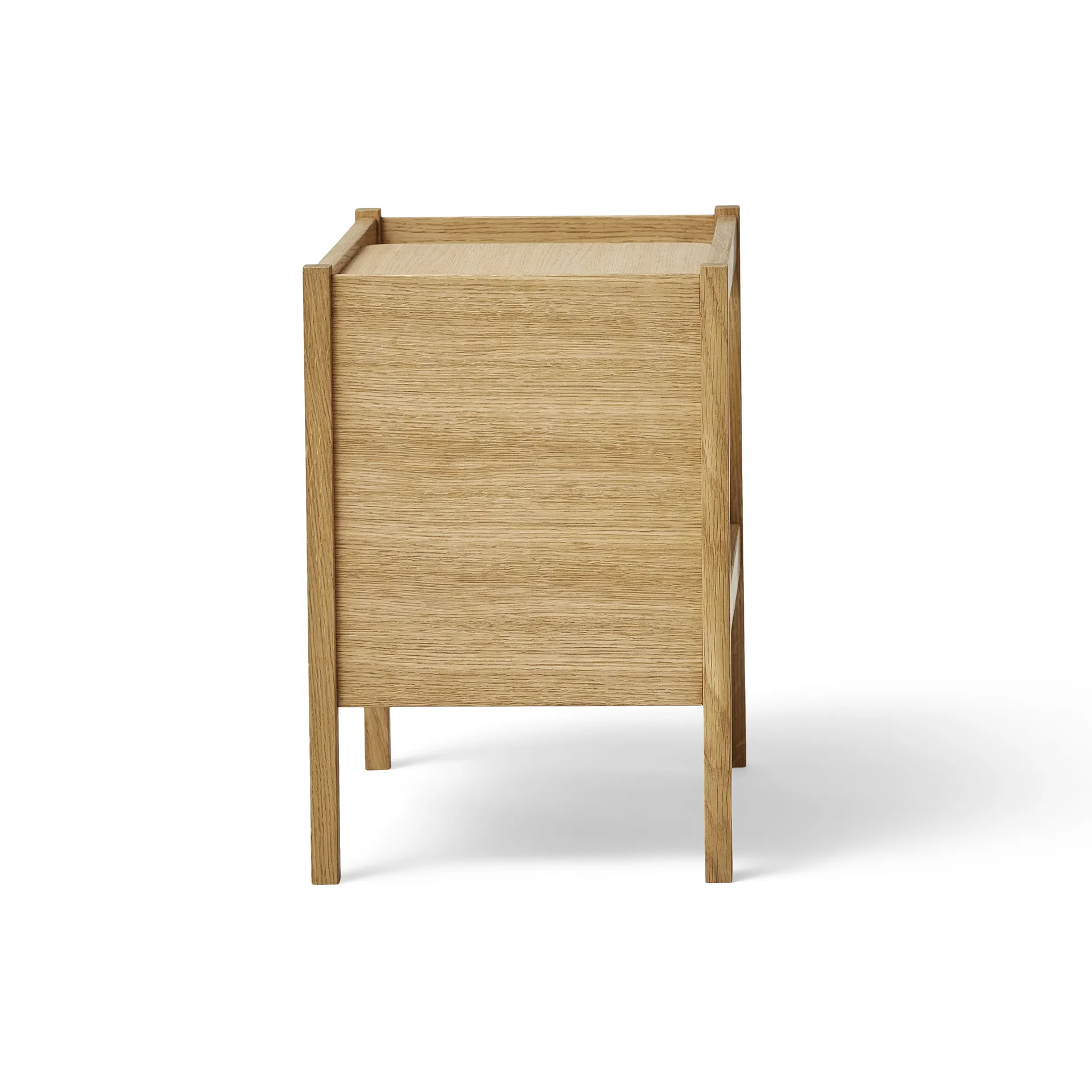 Journal sidobord 29x43 cm, Ek Form & Refine