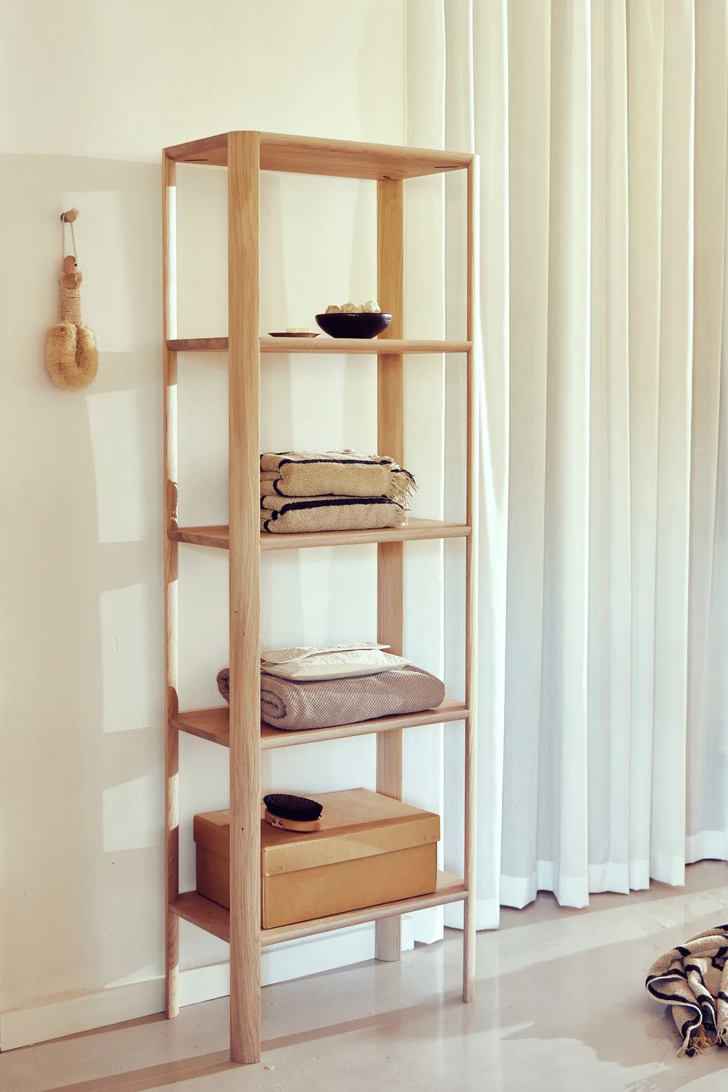 Leaf hylla 5 hyllplan 55x162 cm, Vit ek Form & Refine