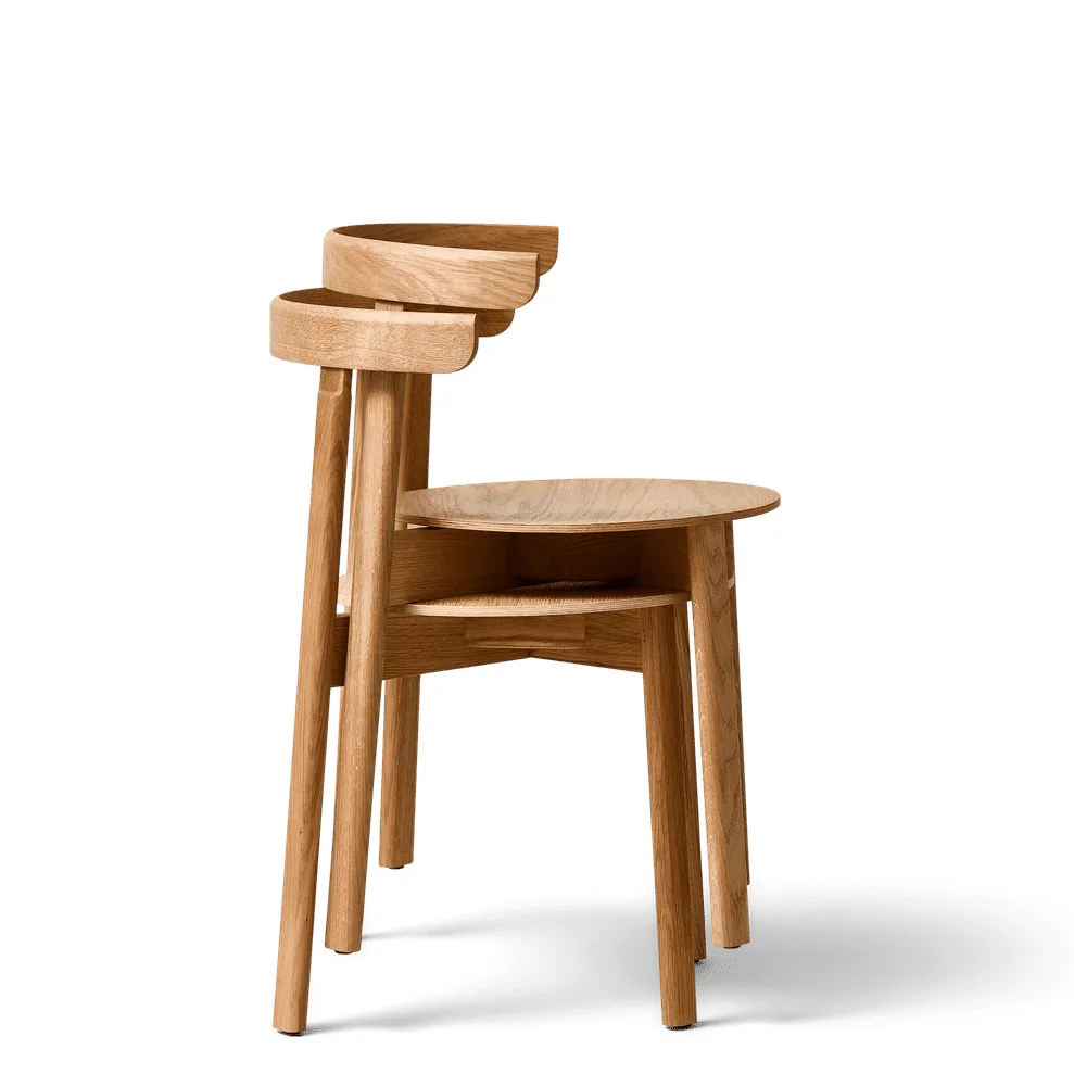 Lunar stol, Ek Form & Refine