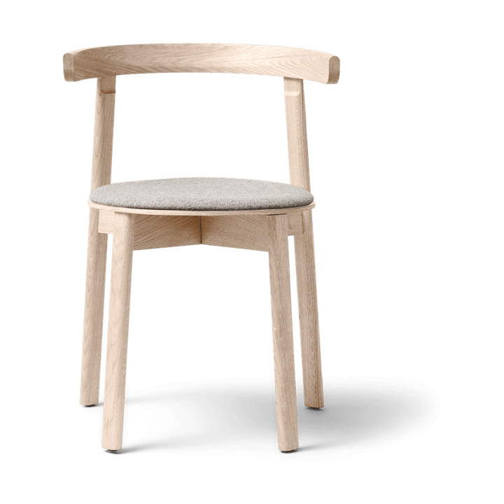 Lunar stol, Vit ek-Hallingdal 65-0227 Form & Refine
