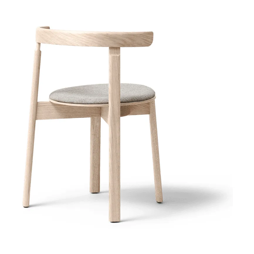 Lunar stol, Vit ek-Hallingdal 65-0227 Form & Refine