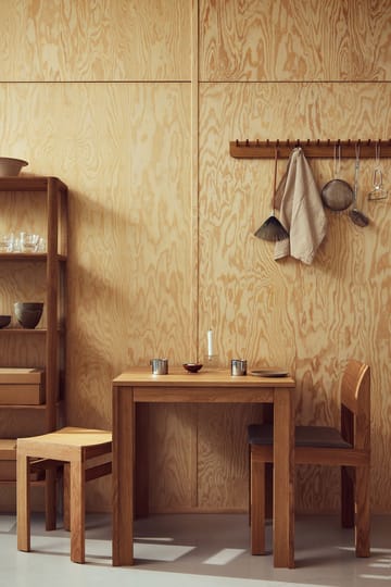 Sonder stol - Ek - Form & Refine