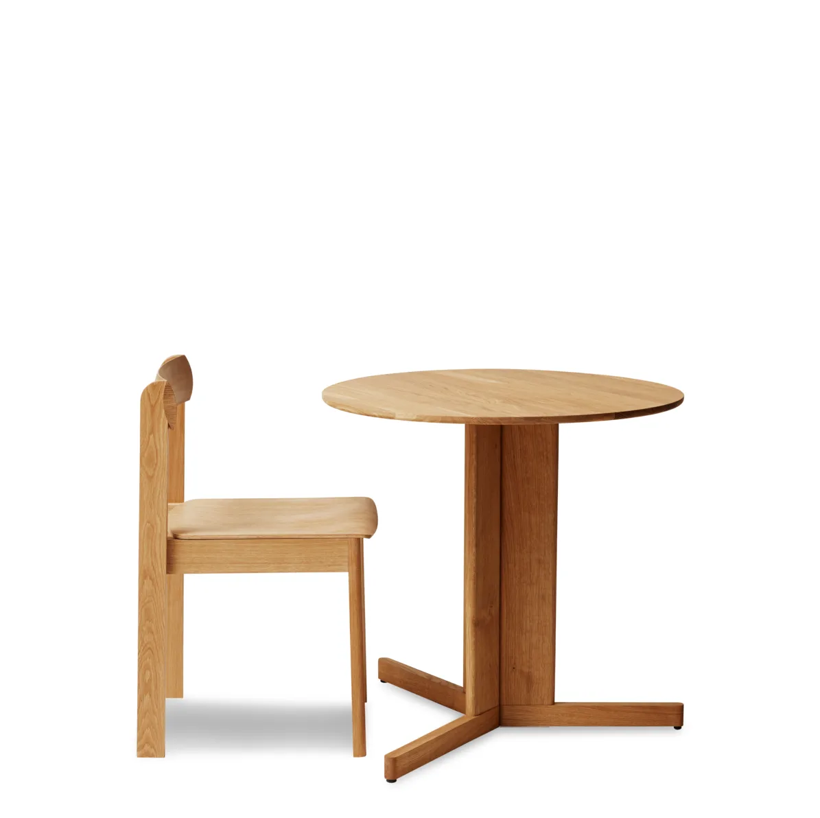 Trefoil matbord Ø75 cm, Ek Form & Refine