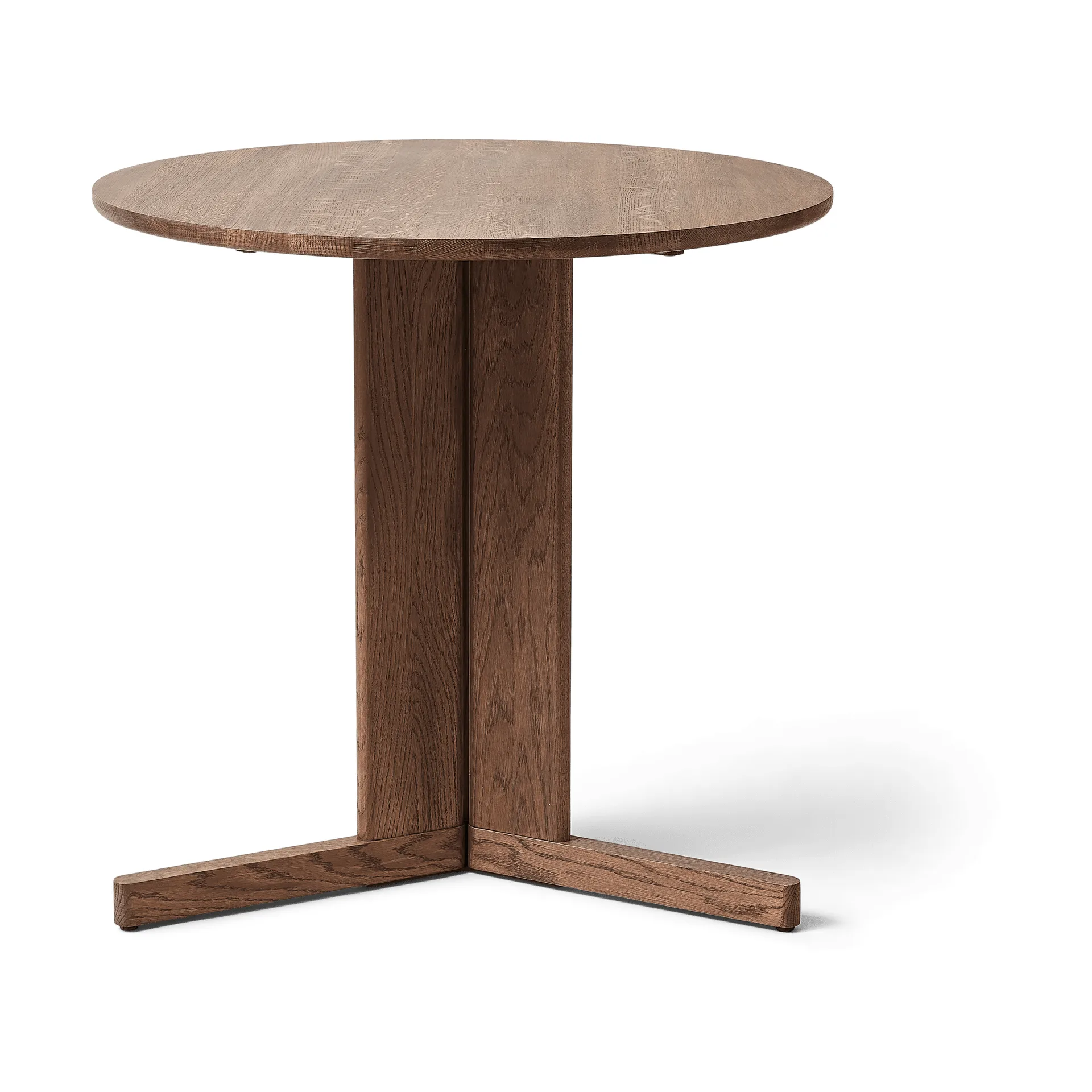 Trefoil matbord Ø75 cm, Rökt ek Form & Refine