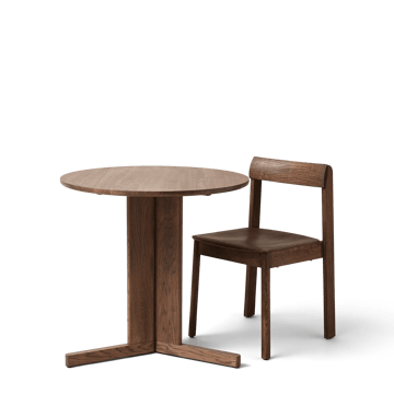Trefoil matbord Ø75 cm - Rökt ek - Form & Refine