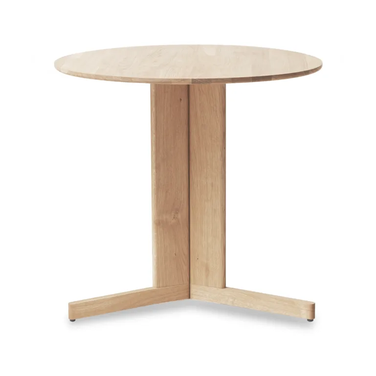 Trefoil matbord Ø75 cm, Vit ek Form & Refine