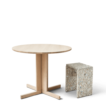 Trefoil matbord Ø90 cm - Vit ek - Form & Refine