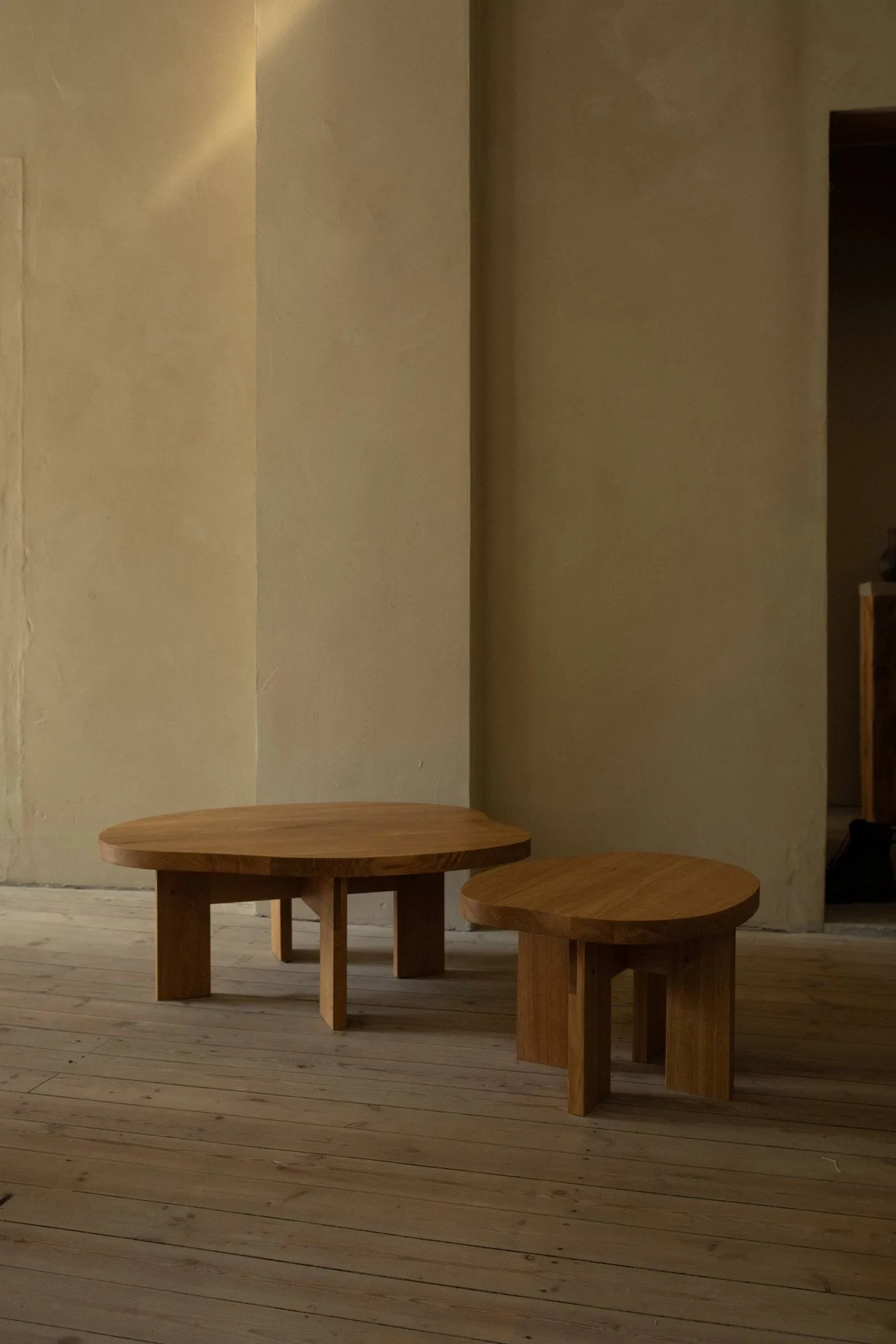 Farmhouse Pond soffbord, Ek, 78x93,6x37 cm FRAMA
