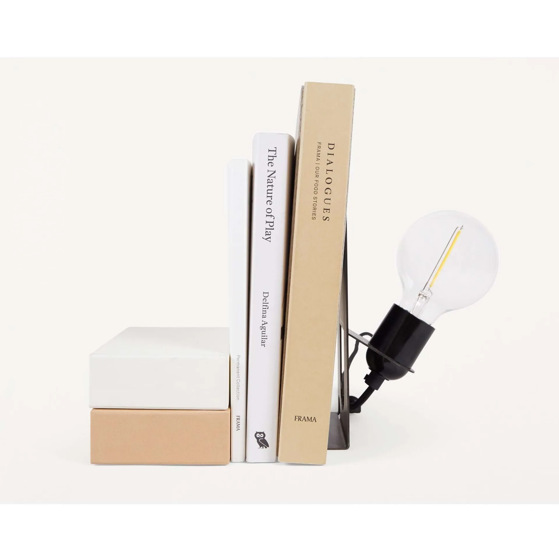 Library Lamp bordslampa, Svart FRAMA