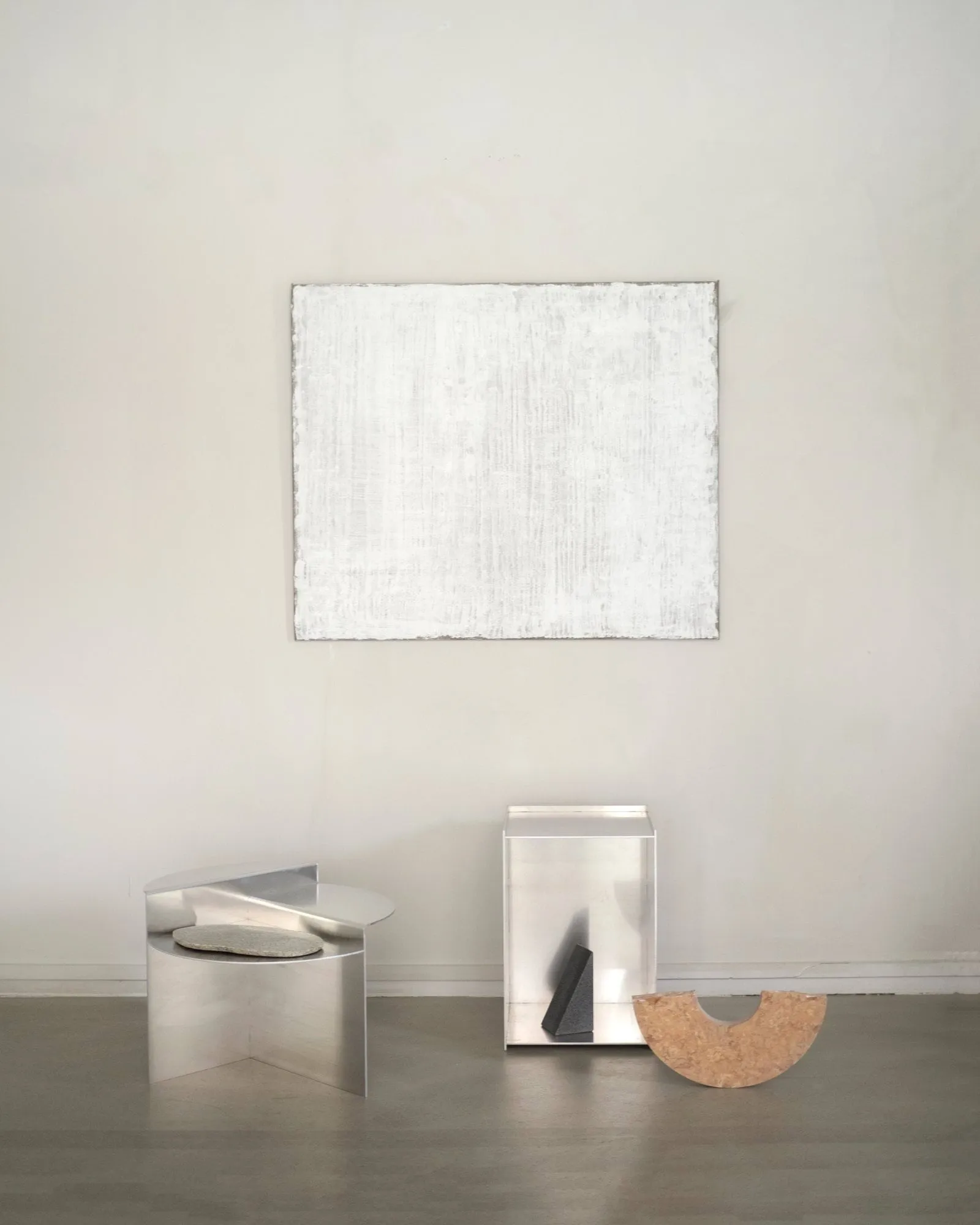 Rivet sidobord, Aluminium, Ø51,3x40 cm FRAMA