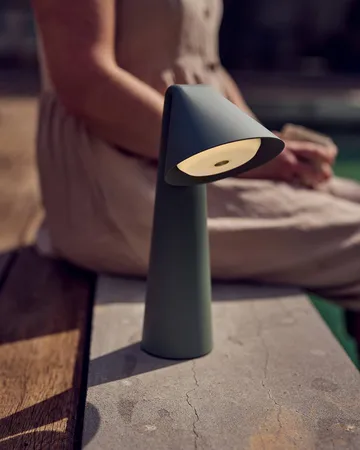 Ami bordslampa portabel - Sage green, 31,6 cm - Frandsen