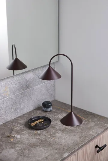 Grasp portabel bordslampa - Matt Beetroot, 47 cm - Frandsen