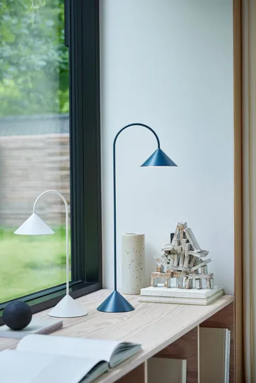 Grasp portabel bordslampa - Matt White, 47 cm - Frandsen