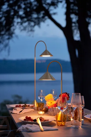 Grasp portabel bordslampa - Solid Brass, 72 cm - Frandsen