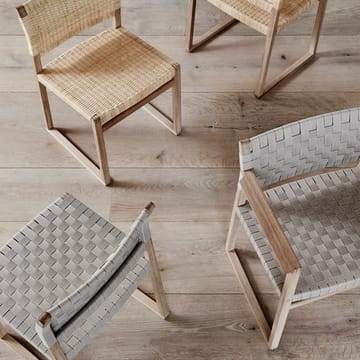 BM61 stol - Rotting-lackat ekstativ - Fredericia Furniture