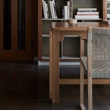 BM62 karmstol - Rotting-lackat ekstativ - Fredericia Furniture