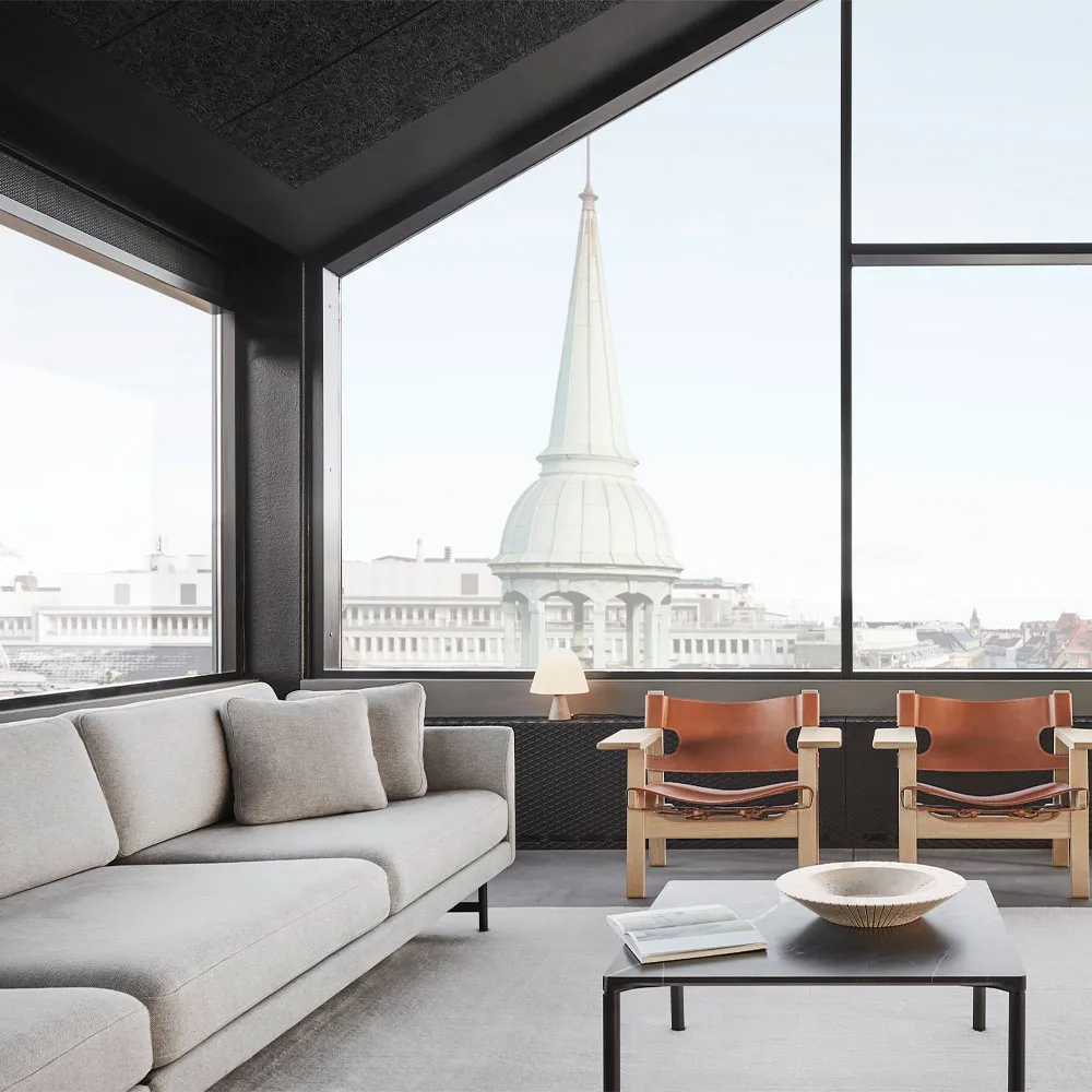 Calmo 5623 soffa, Sunniva 242-svart stål Fredericia Furniture