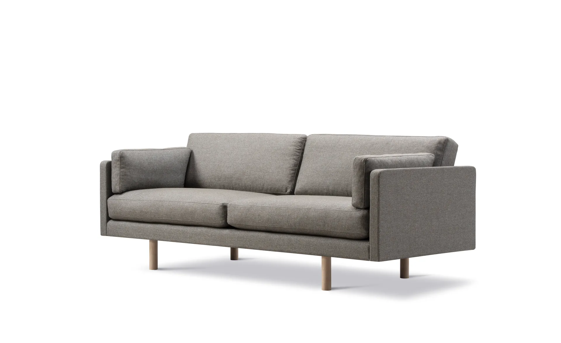 EJ220 2062 soffa 2-sits, Bardal 860-såpad ek Fredericia Furniture