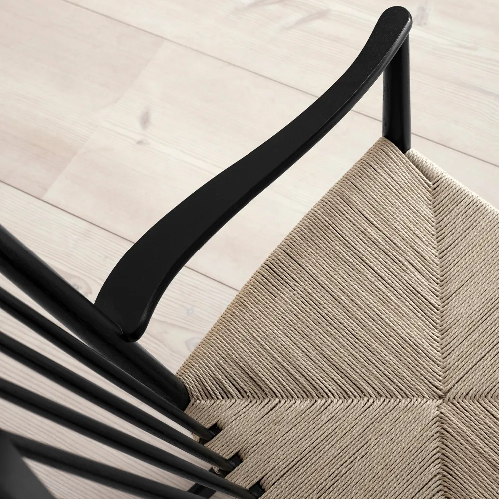 J16 gungstol, Svart-svartlackad ek Fredericia Furniture