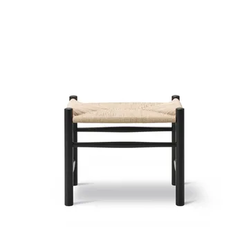 J16 pall - Natur-svartlackad ek - Fredericia Furniture