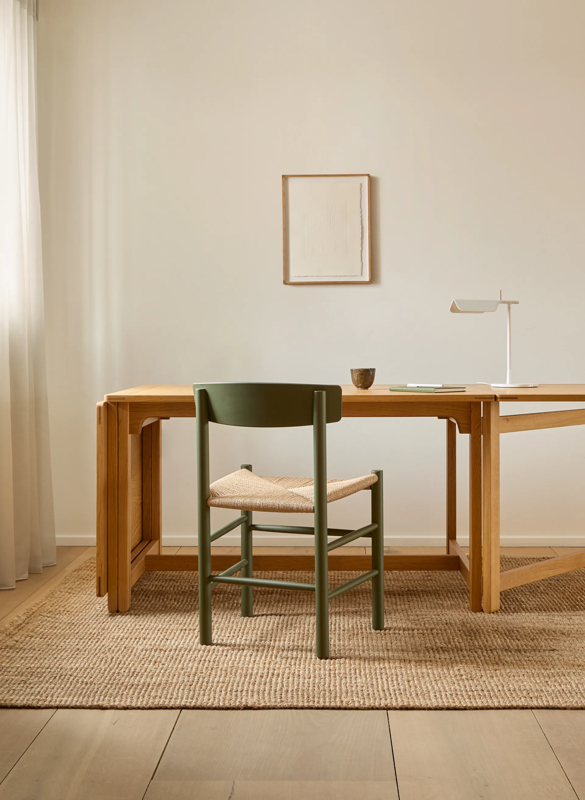 J39 stol, Khaki green-flätad natur Fredericia Furniture