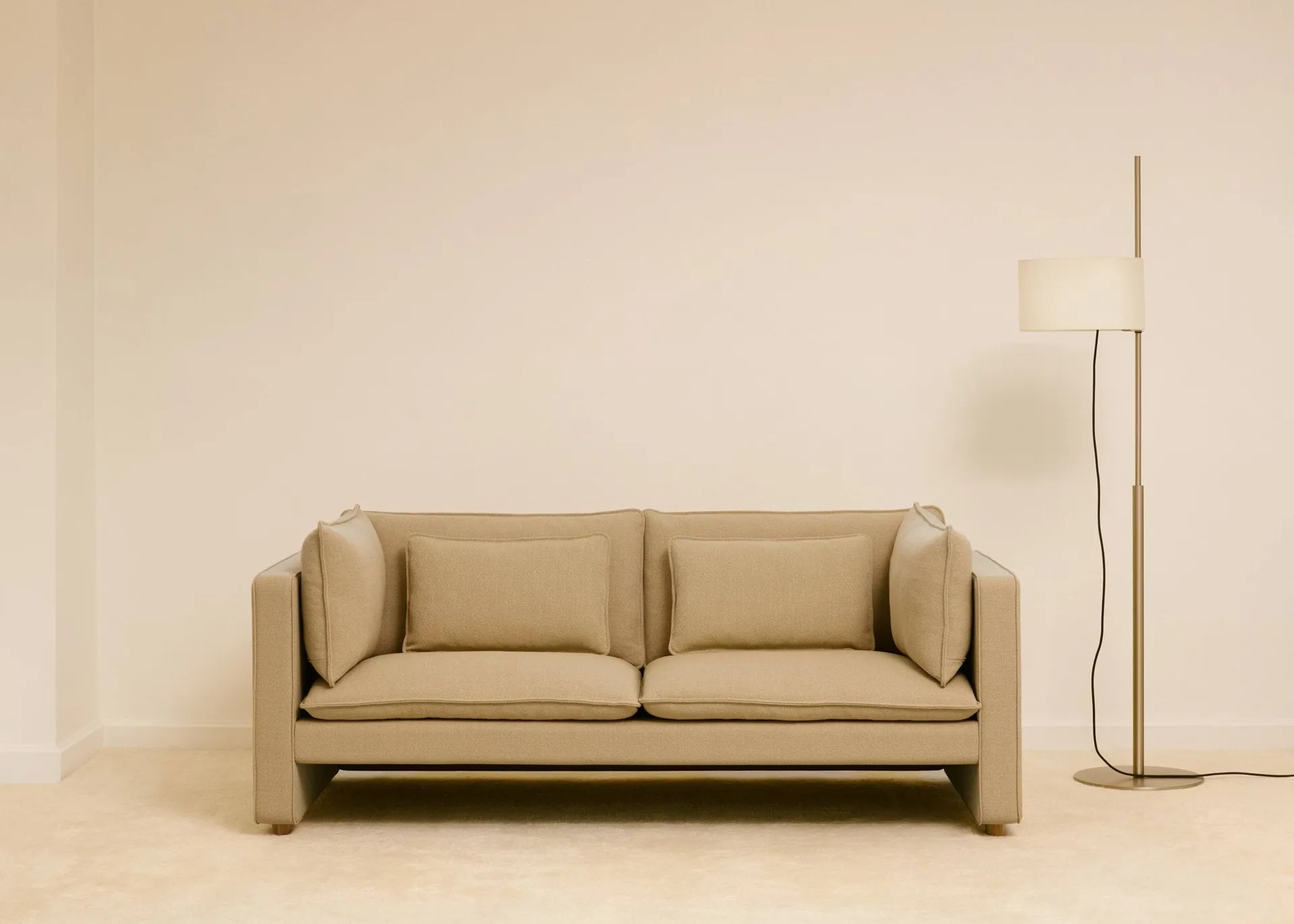 Jota soffa, Vidar 323-ljusoljad ek, 185 cm, 2-sits Fredericia Furniture Jota soffa, Vidar 323-ljusoljad ek, 185 cm, 2-sits Fredericia Furniture