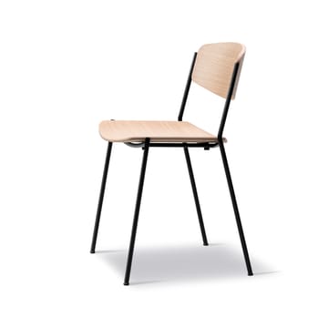 Lynderup 3080 stol - Lackerad ek-svart stålstativ - Fredericia Furniture