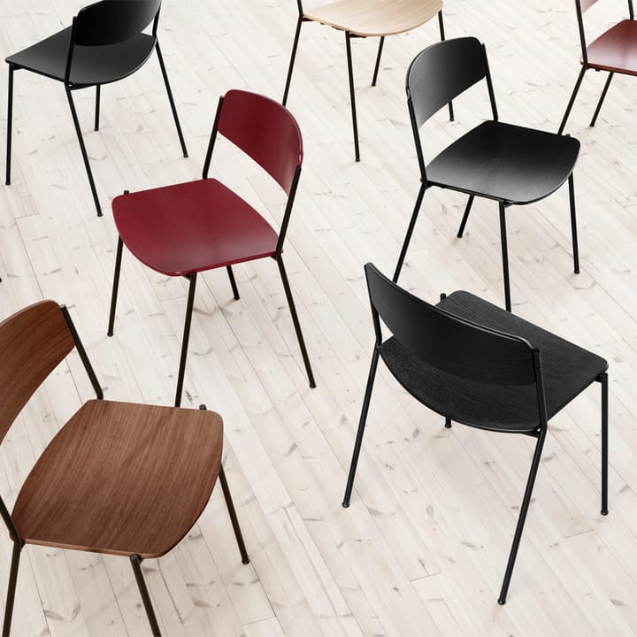 Lynderup 3080 stol, Röd ask-svart stålstativ Fredericia Furniture