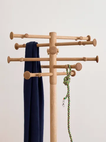ND09 klädhängare - Oljad ek, 170 cm - Fredericia Furniture