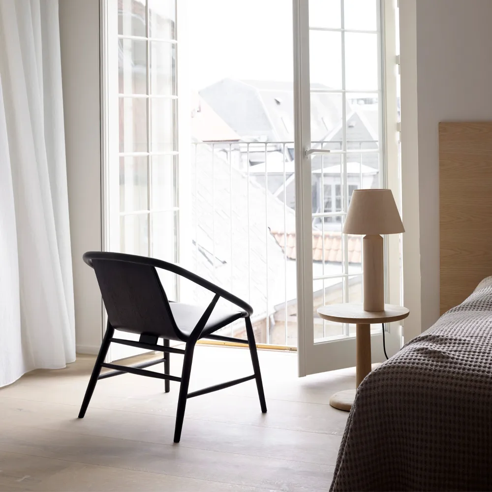 Pon sidobord, Rökt ek olja, Ø40 cm Fredericia Furniture