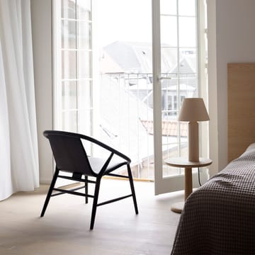 Pon sidobord - Svartlackerad ek, Ø35 cm - Fredericia Furniture