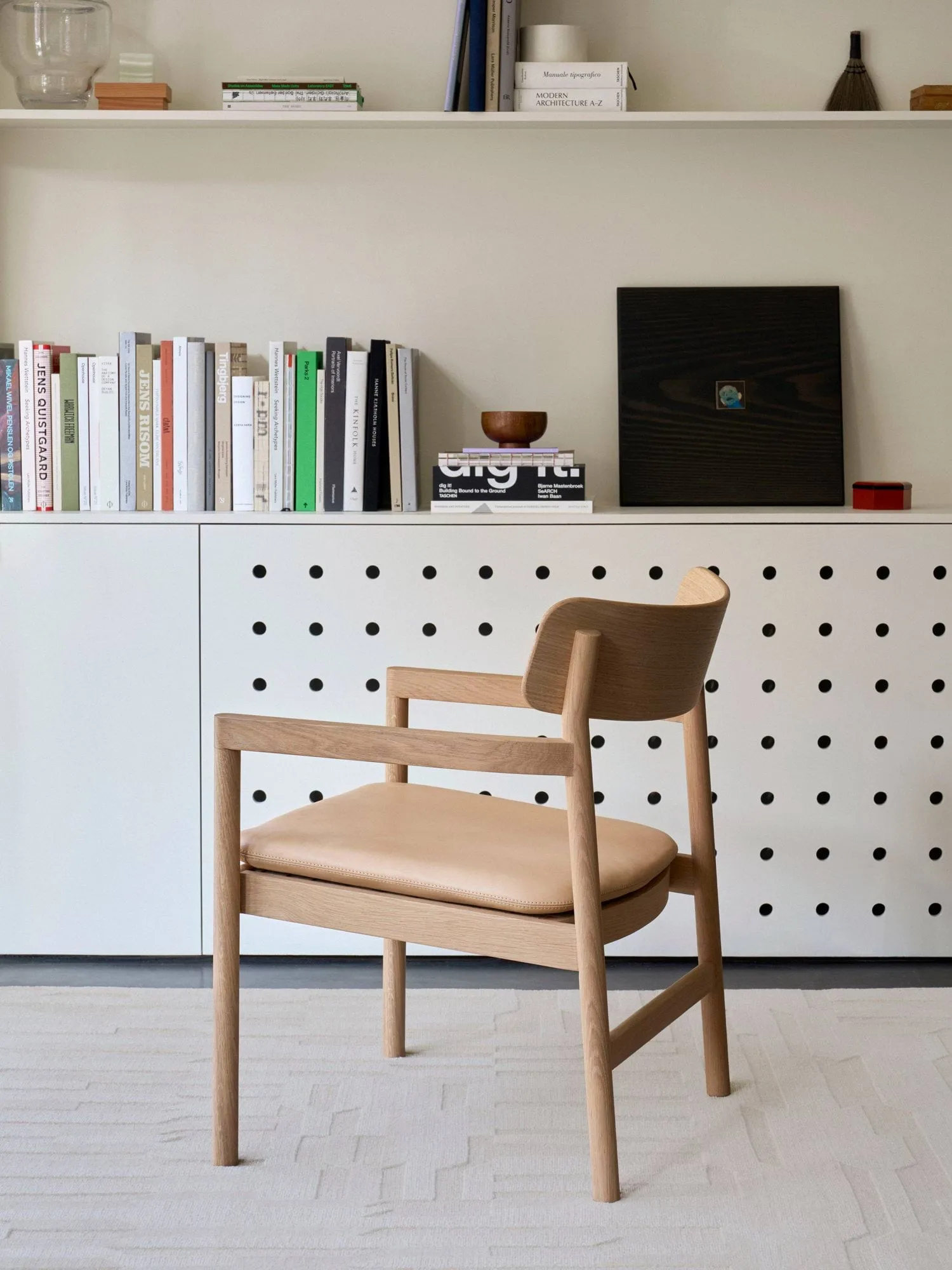 Post loungestol, Vegeta läder-ljusoljad ek Fredericia Furniture