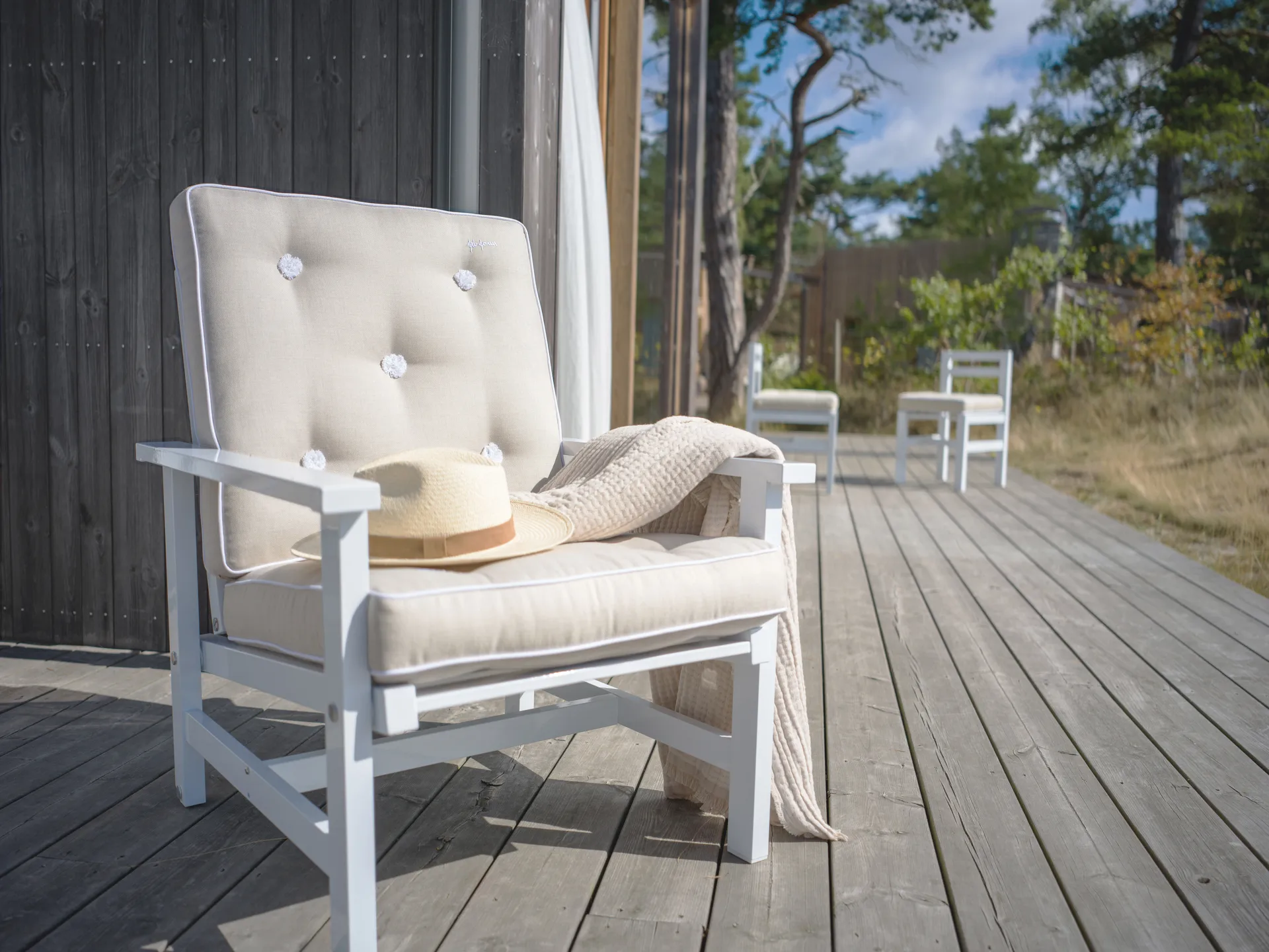 05 fåtölj, White Fri Form