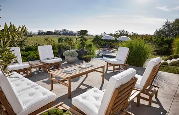 10 fåtölj - Teak - Fri Form