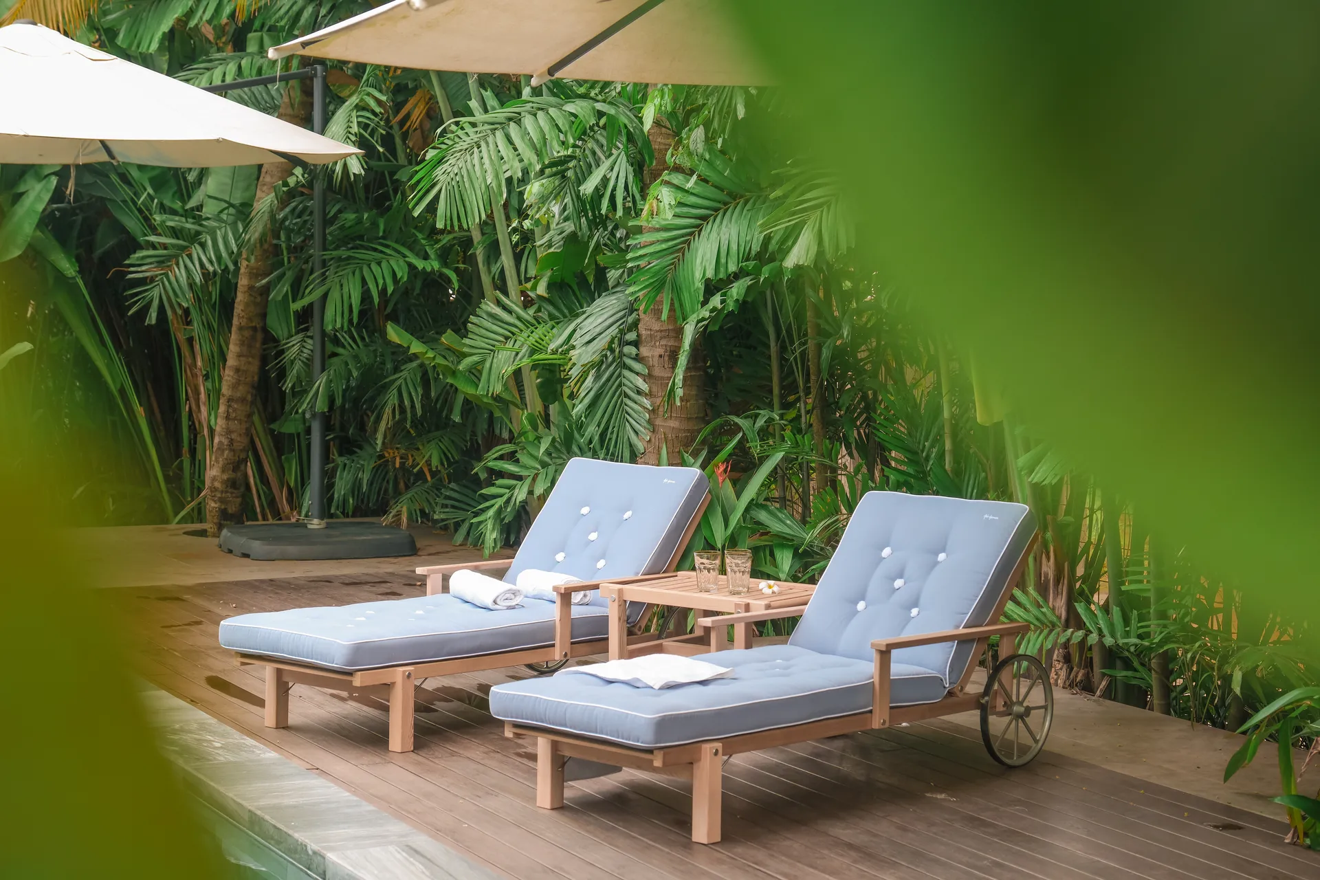 49 rullbord, Redwood, 48x45 cm Fri Form