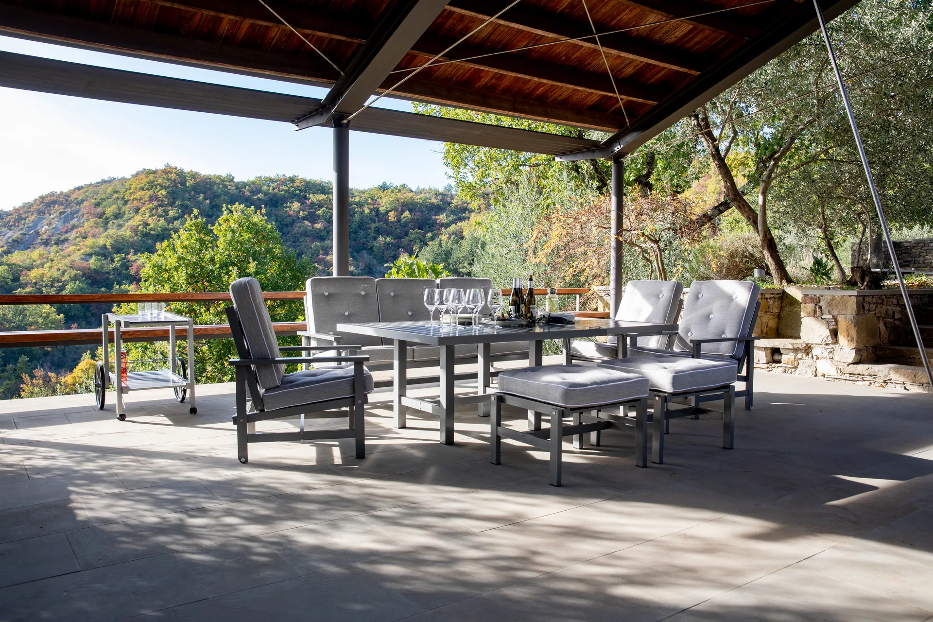 62 bord, Grey, 142x80x65,5 cm Fri Form