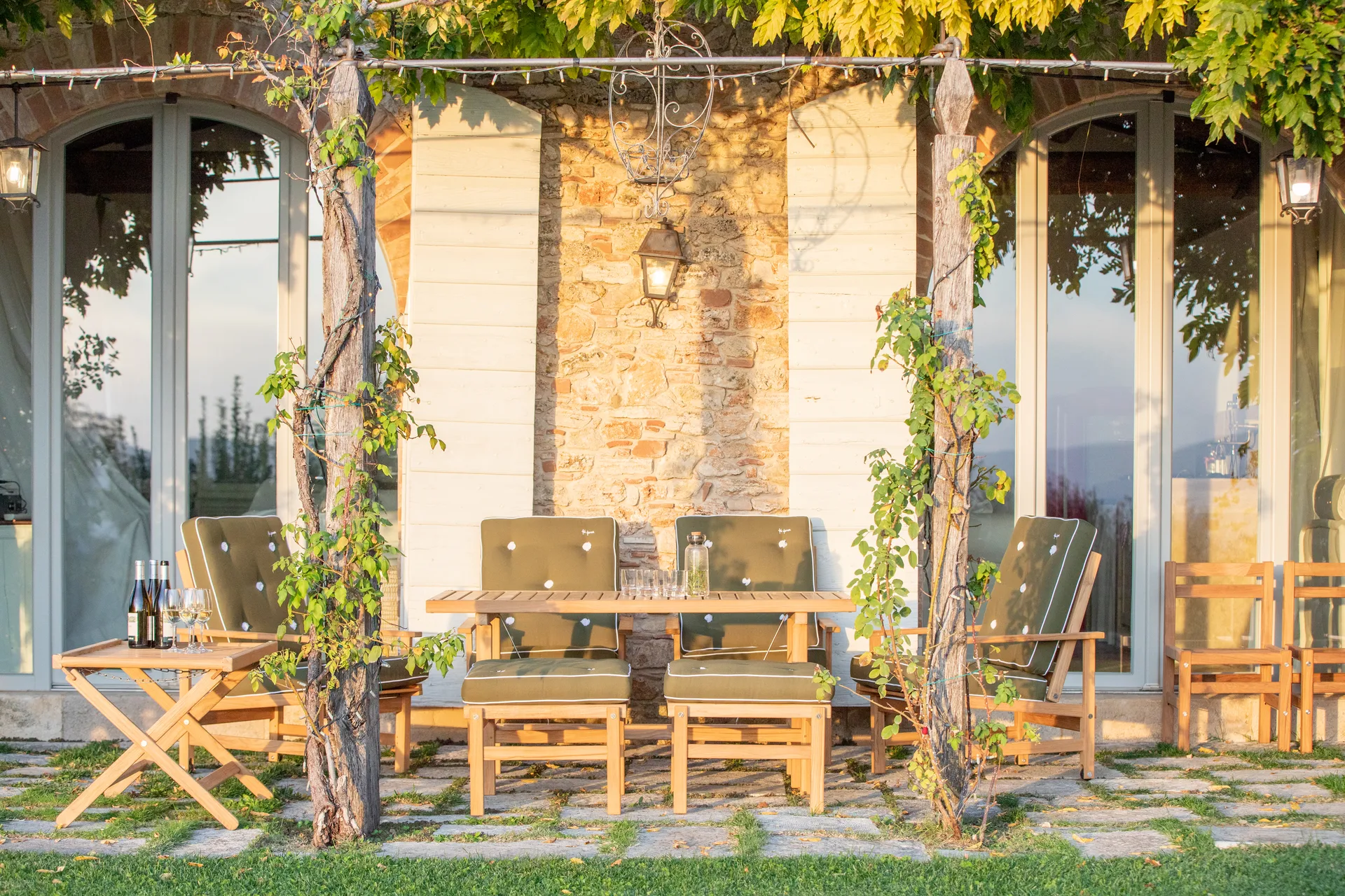 62 bord, Teak, 155x85x65,5 cm Fri Form