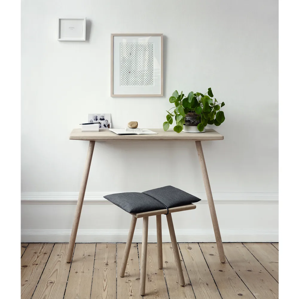 Georg pall, Linen, ek obehandlad, inkl. dyna i linne Fritz Hansen