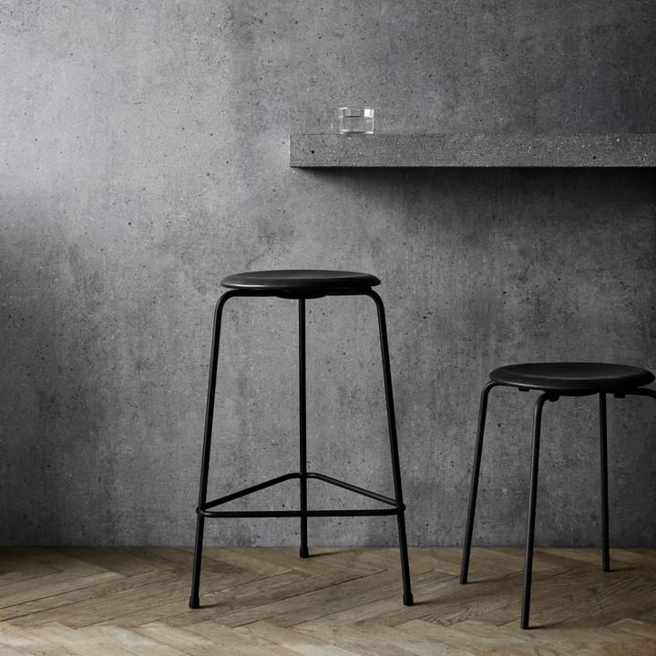 High Dot pall läder - Cowboy black - Fritz Hansen