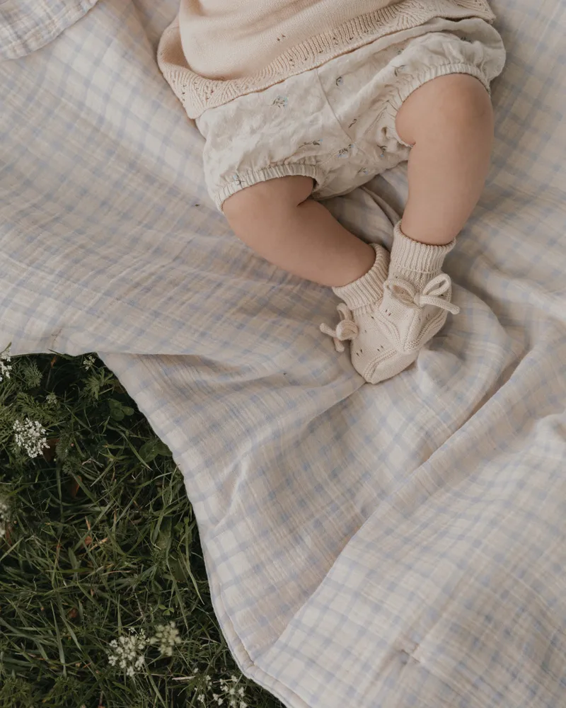 Gingham Sky Blue Muslin vadderad filt, 100x140 cm Garbo&Friends